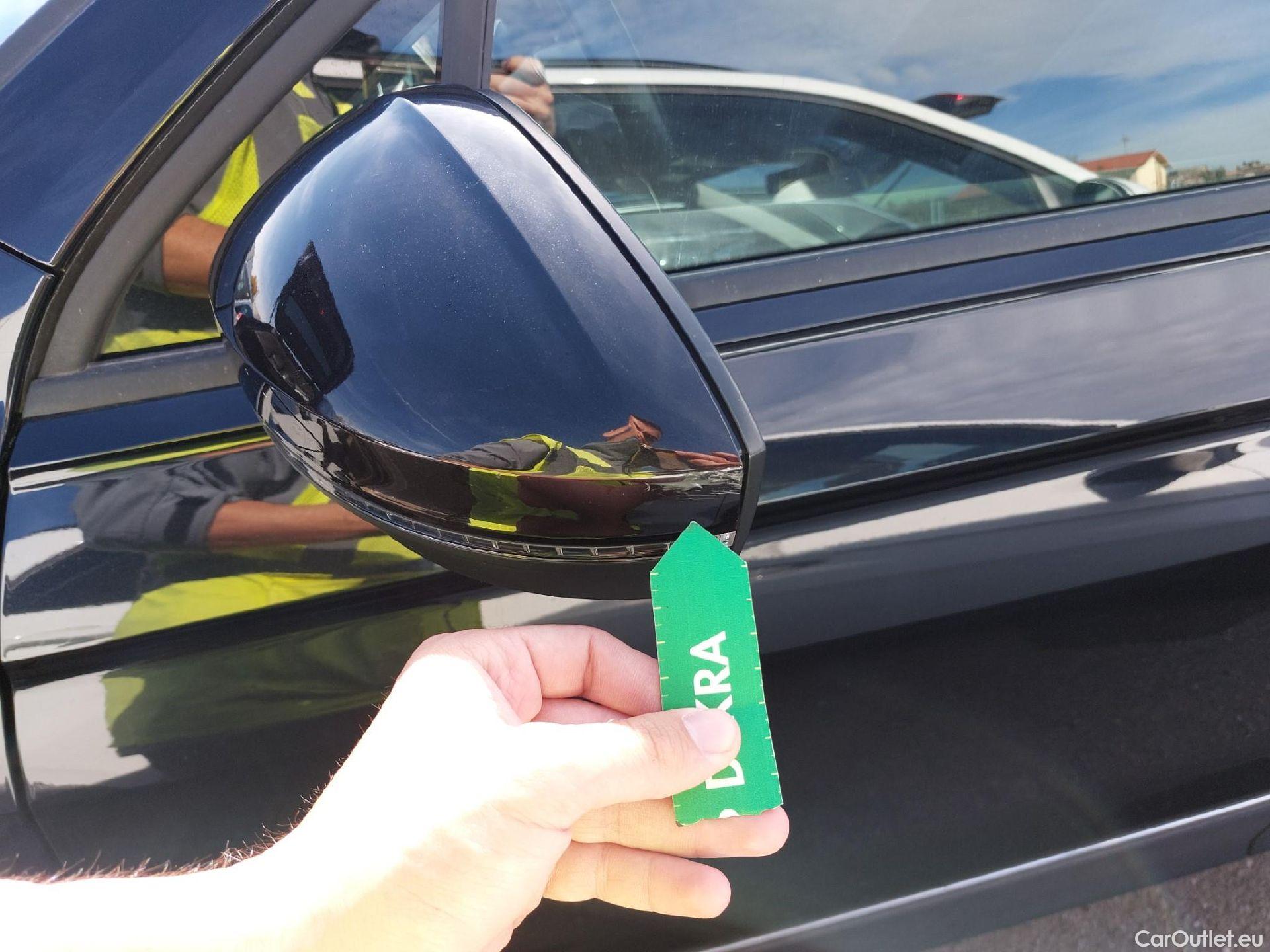  Volkswagen  Tiguan VOLKSWAGEN  / 2020 / 5P / todoterreno Life 2.0 TDI 110kW (150CV) DSG (AC2) #6