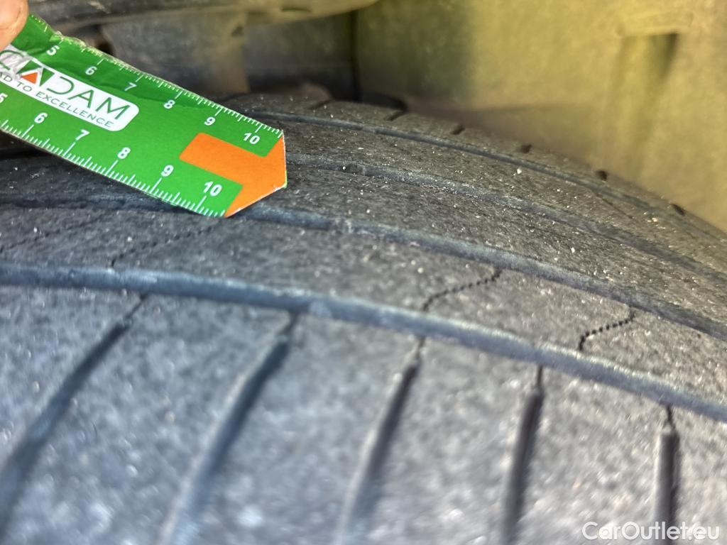  Citroen  Berlingo CITROEN  / 2018 / 5P / monovolumen Talla XL BlueHDi 130 S&S EAT8 SHINE #14