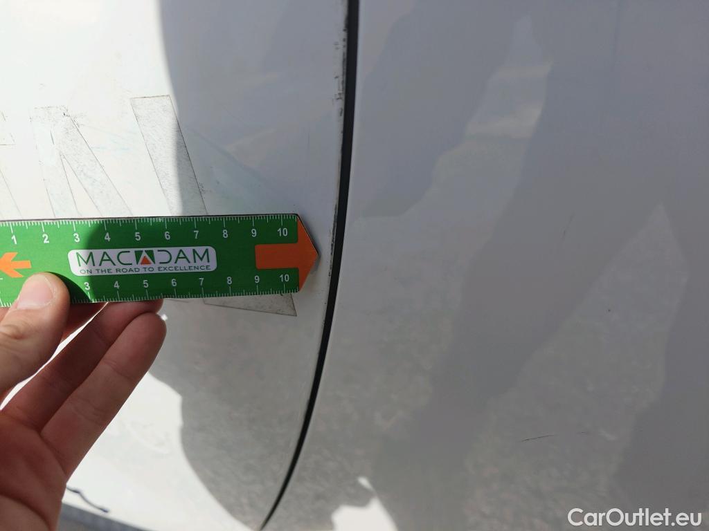  Dacia  Lodgy DACIA  / 2012 / 5P / monovolumen compacto Comfort Blue dCi 70kW (95CV) 7Pl - 18 #33