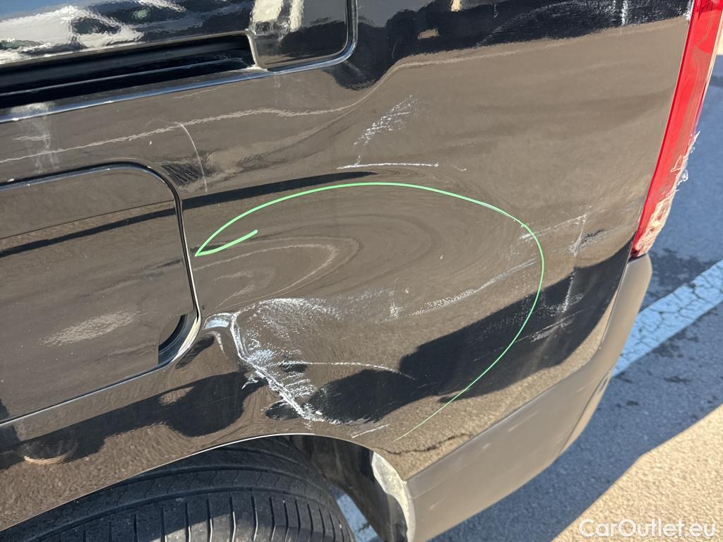  Citroen  Berlingo CITROEN  / 2018 / 5P / monovolumen Talla XL BlueHDi 130 S&S EAT8 SHINE #4