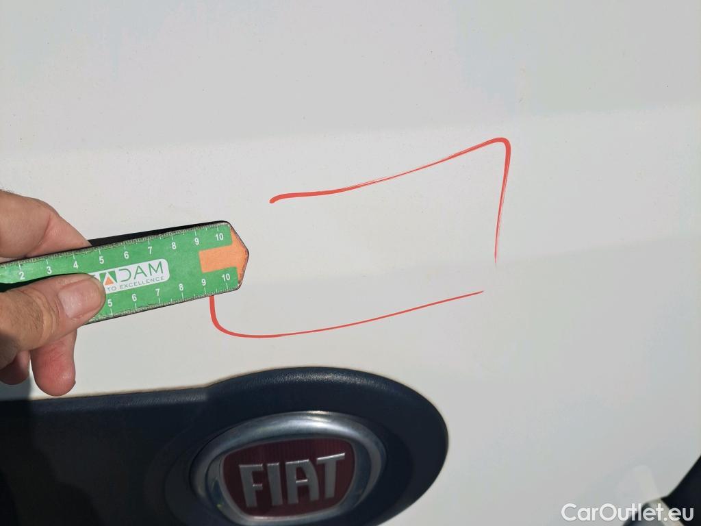  Fiat  Doblo FIAT Doblò Cargo/2015/4P/furgón derivado de turismo Cargo SX 1.3 Mjet 70 kW (95 CV) #4