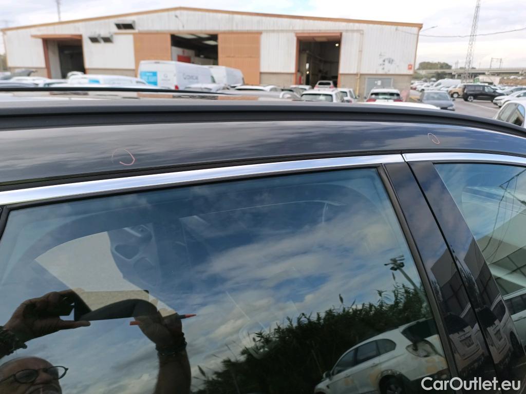  Volvo  XC60 VOLVO  / 2017 / 5P / todoterreno 2.0 B4 D Momentum Pro Auto #16