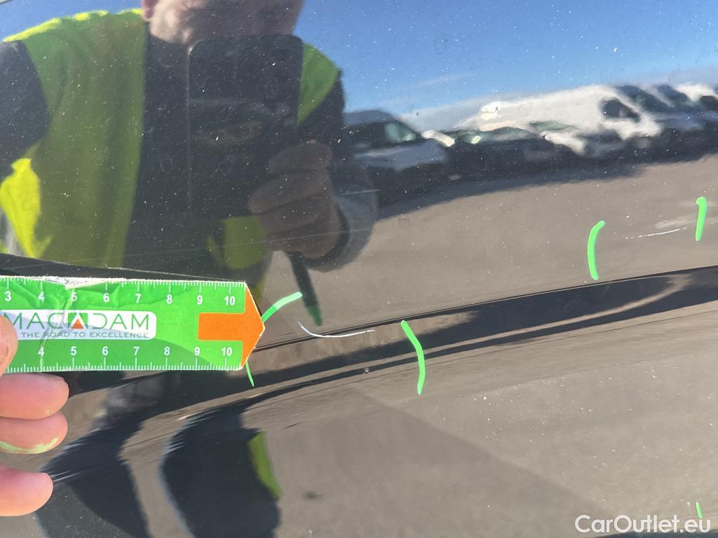  Citroen  Berlingo CITROEN  / 2018 / 5P / monovolumen Talla XL BlueHDi 130 S&S EAT8 SHINE #50