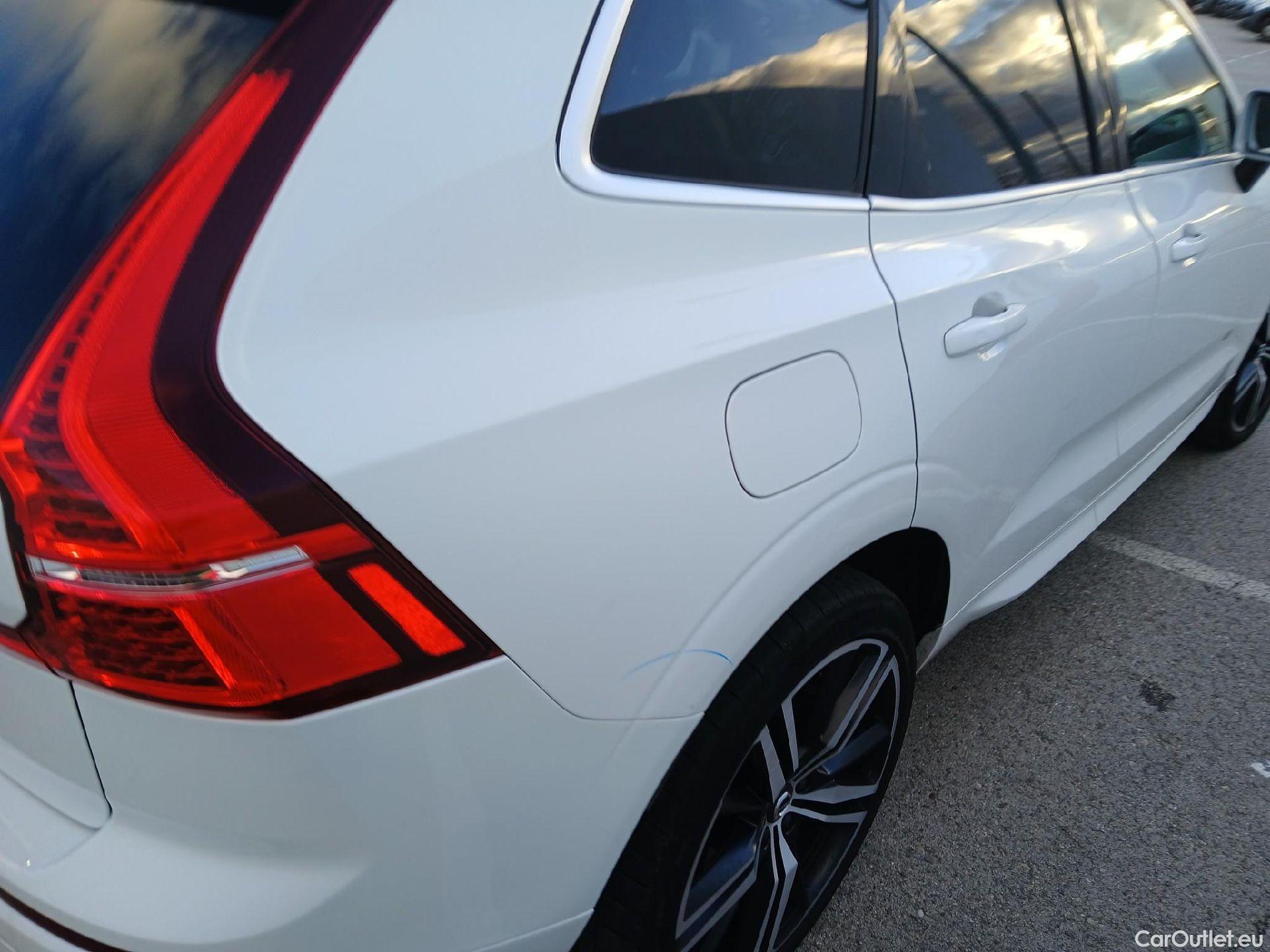  Volvo  XC60 VOLVO  / 2017 / 5P / todoterreno 2.0 T5 AWD R-Design Auto #16