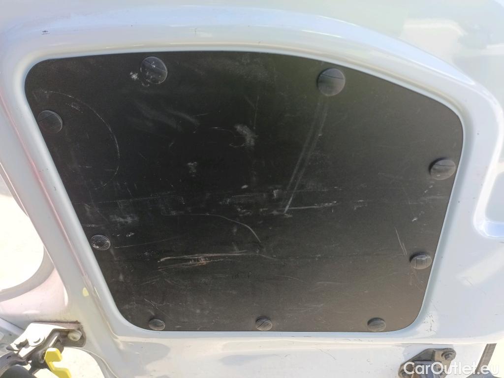  Citroen  Berlingo CITROEN  / 2018 / 4P / furgón derivado de turismo Talla M BlueHDi 100 #37