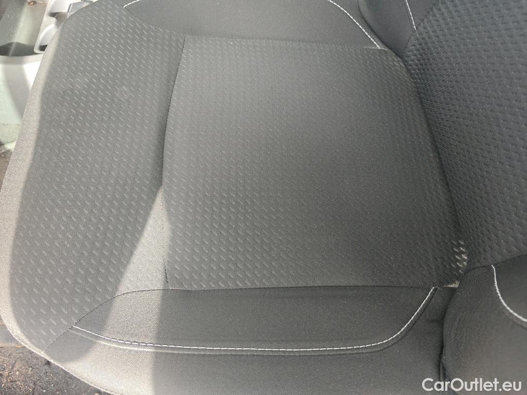  Dacia  Lodgy DACIA  / 2012 / 5P / monovolumen compacto Comfort Blue dCi 70kW (95CV) 7Pl - 18 #36