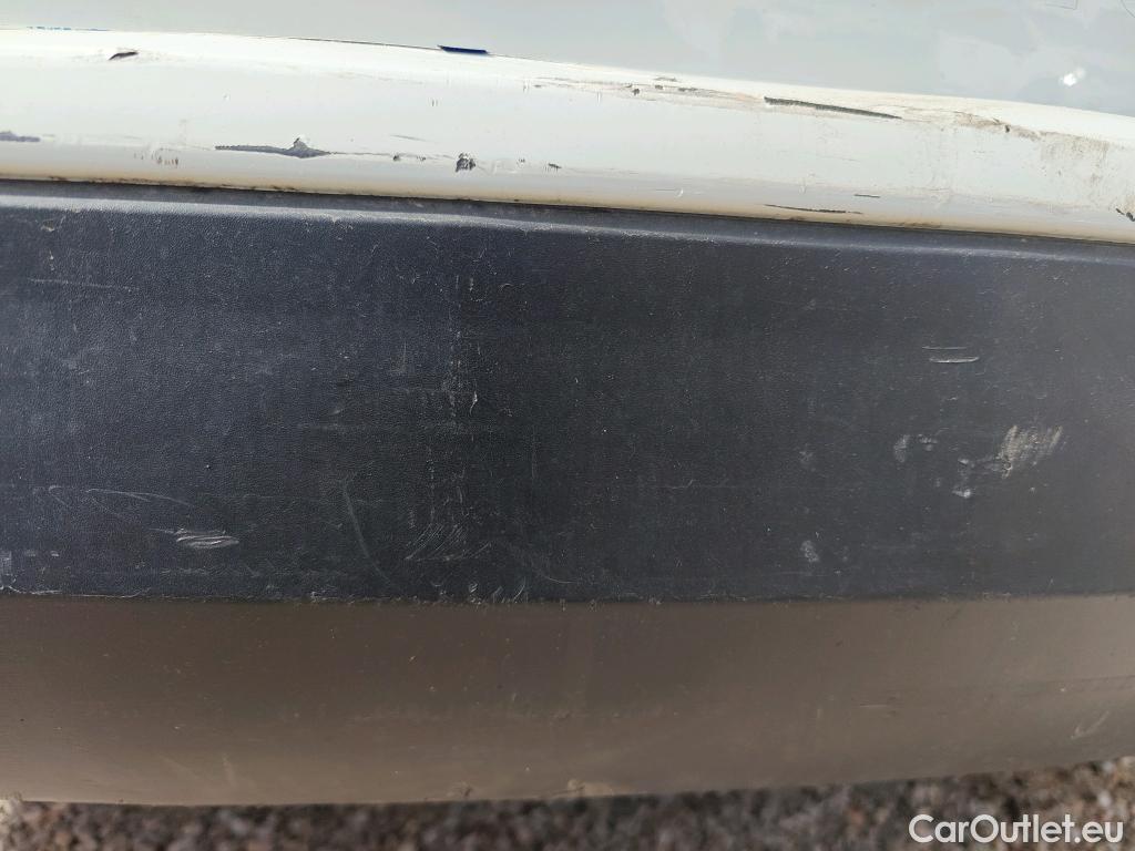  Dacia  Lodgy DACIA  / 2012 / 5P / monovolumen compacto Comfort Blue dCi 70kW (95CV) 7Pl - 18 #40