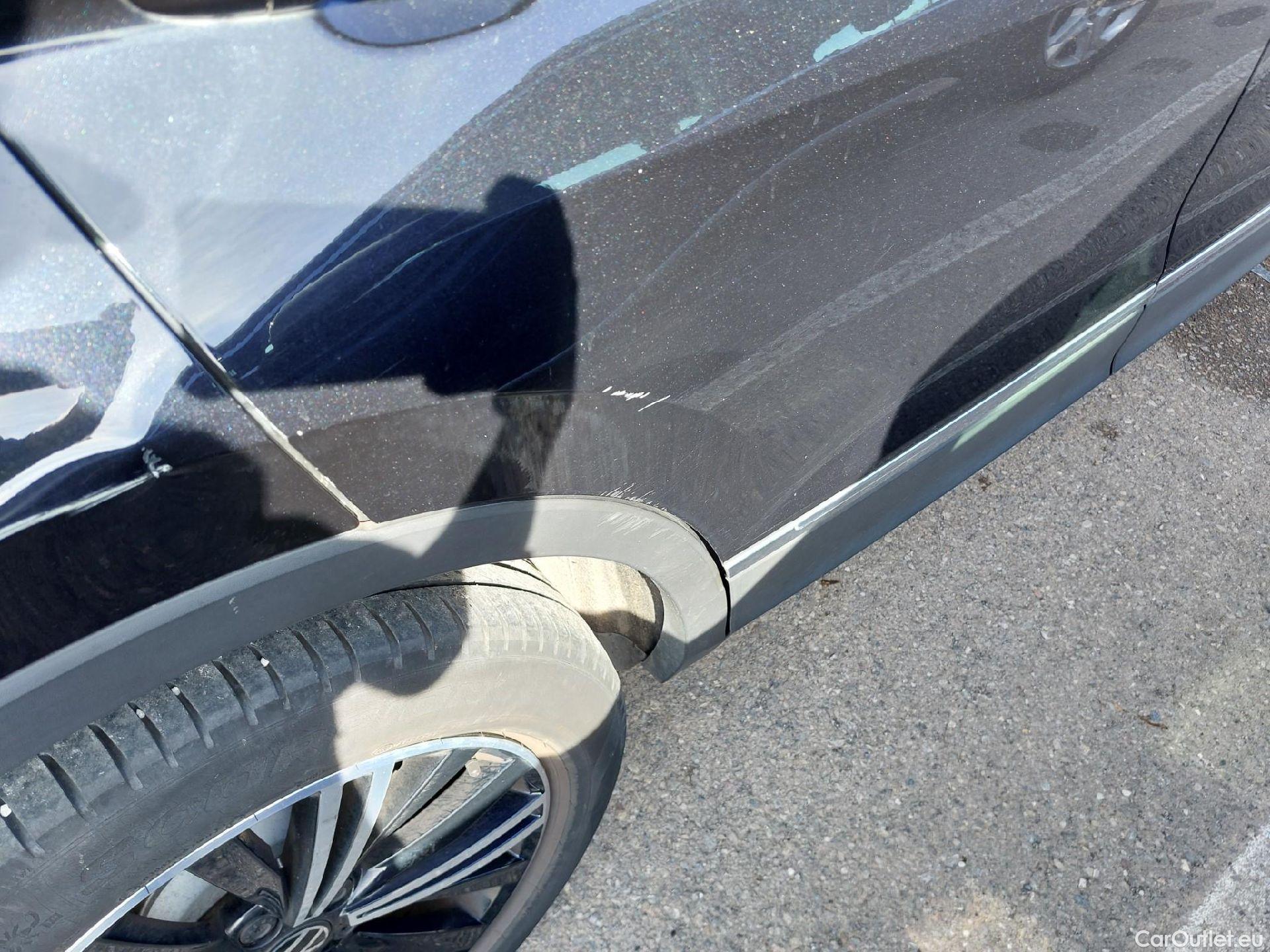  Volkswagen  Tiguan VOLKSWAGEN  / 2020 / 5P / todoterreno Life 2.0 TDI 110kW (150CV) DSG (AC2) #21