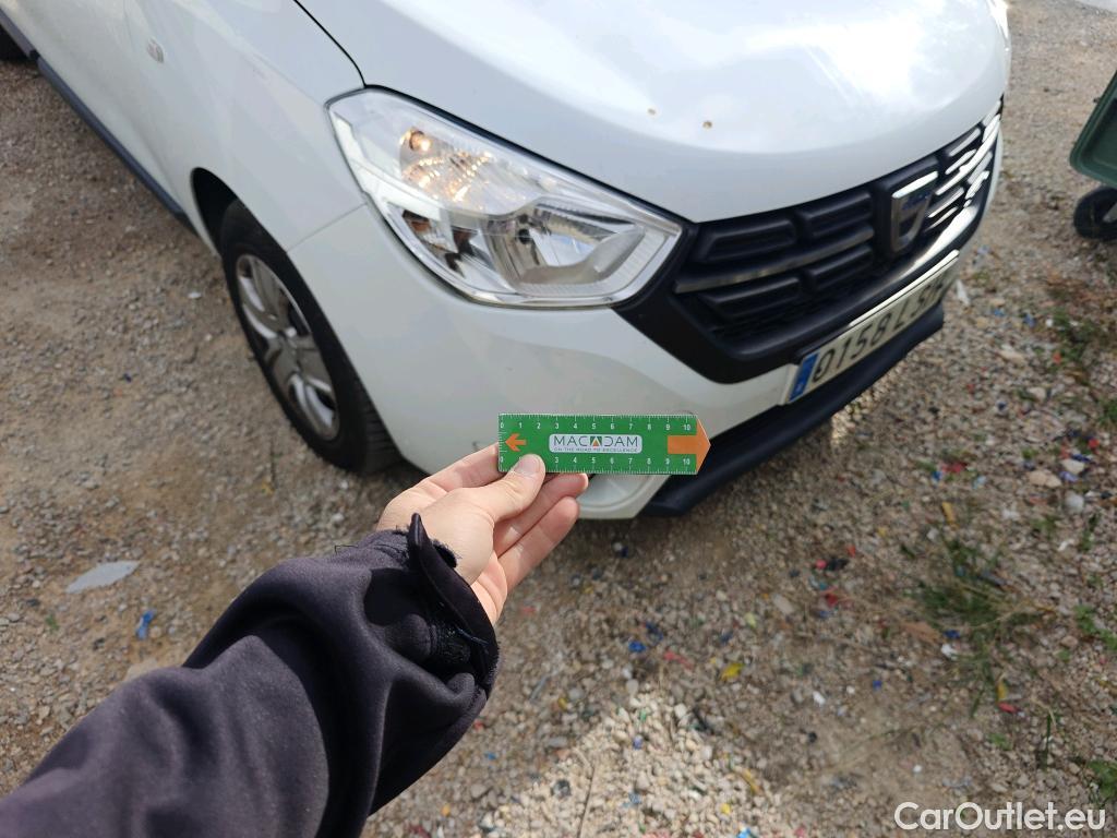  Dacia  Lodgy DACIA  / 2012 / 5P / monovolumen compacto Comfort Blue dCi 70kW (95CV) 7Pl - 18 #20