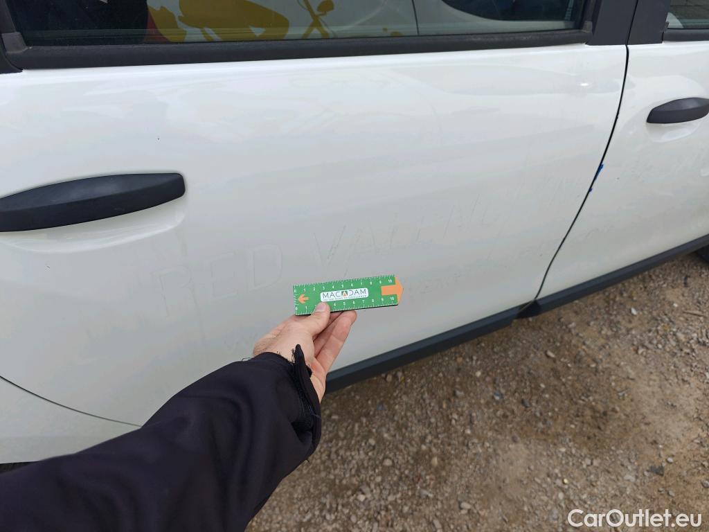  Dacia  Lodgy DACIA  / 2012 / 5P / monovolumen compacto Comfort Blue dCi 70kW (95CV) 7Pl - 18 #18