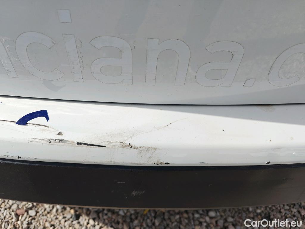  Dacia  Lodgy DACIA  / 2012 / 5P / monovolumen compacto Comfort Blue dCi 70kW (95CV) 7Pl - 18 #45