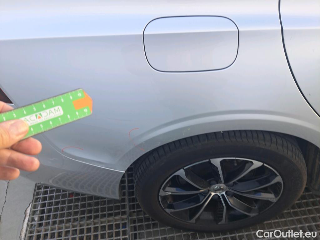  Volvo  V60 VOLVO  / 2018 / 5P / familiar 2.0 B3 (G) Momentum Pro Auto #17