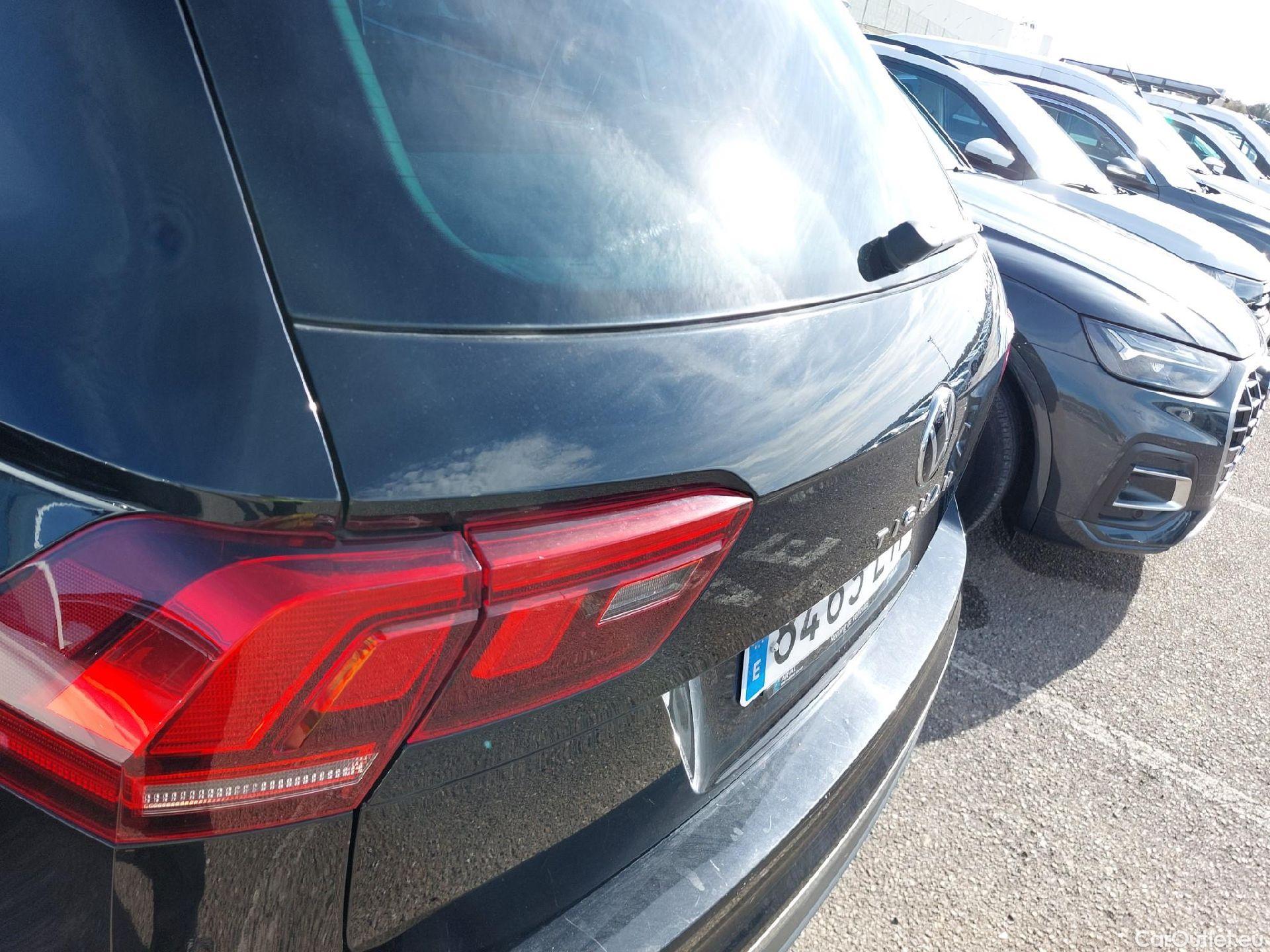  Volkswagen  Tiguan VOLKSWAGEN  / 2020 / 5P / todoterreno Life 2.0 TDI 110kW (150CV) DSG (AC2) #12