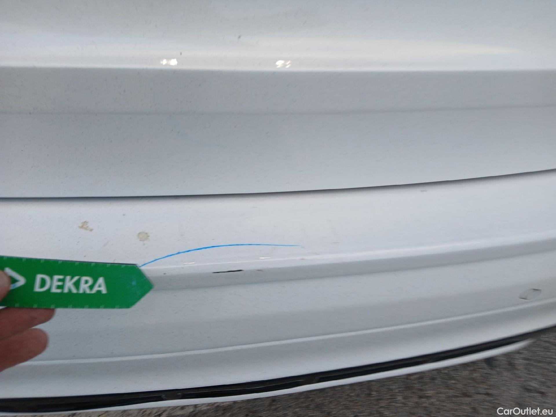  Volvo  XC60 VOLVO  / 2017 / 5P / todoterreno 2.0 T5 AWD R-Design Auto #15