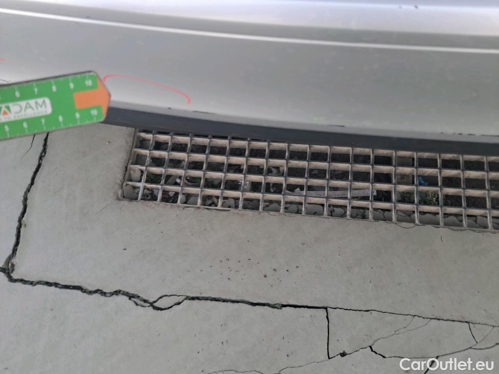  Volvo  V60 VOLVO  / 2018 / 5P / familiar 2.0 B3 (G) Momentum Pro Auto #30