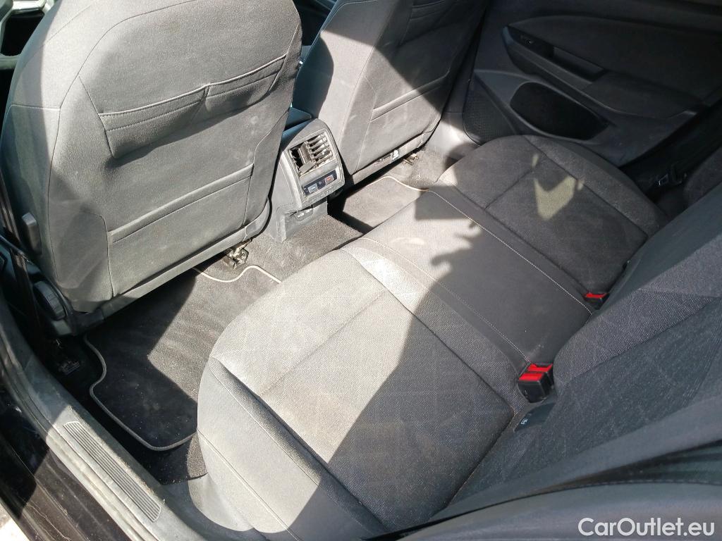  Volkswagen  Golf  VOLKSWAGEN / 2020 / 5P / familiar Life 2.0 TDI 85kW (115CV) DSG Variant #27