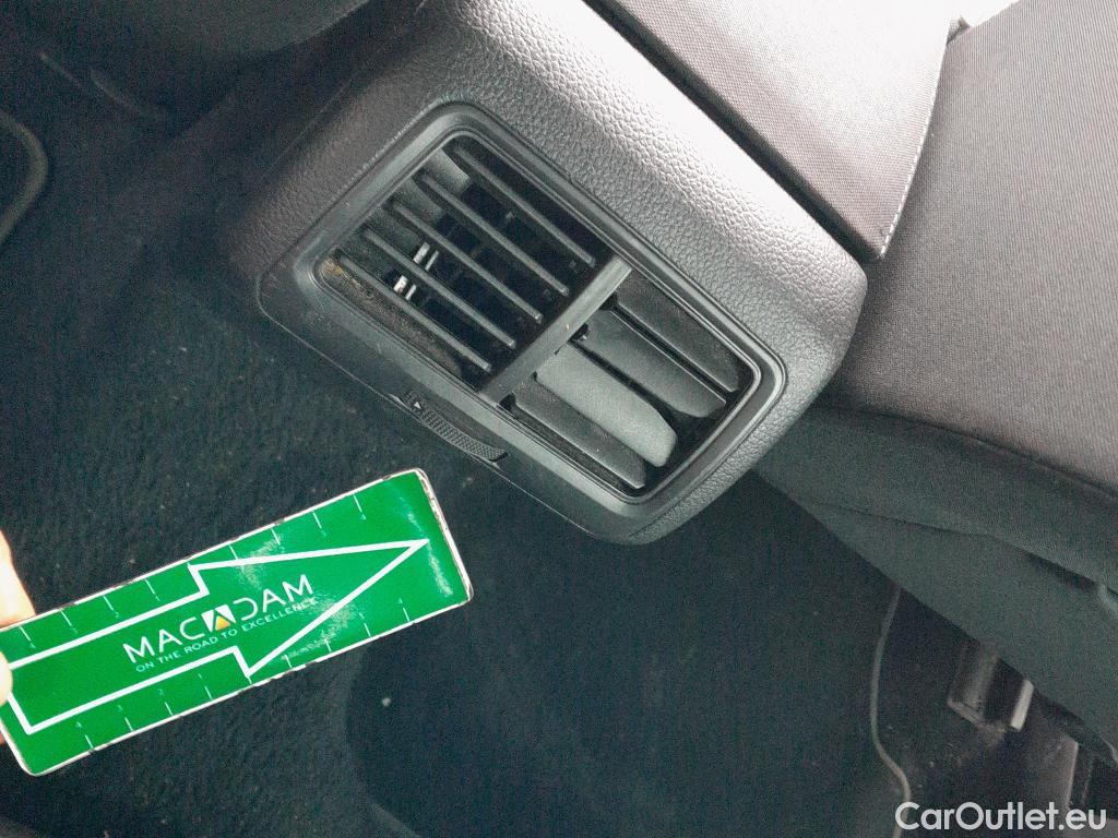  Volkswagen  Golf  VOLKSWAGEN / 2016 / 5P / berlina con portón GTE 1.4 TSI e-Power 150kW (204CV) DSG #6