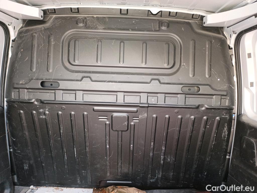  Citroen  Berlingo CITROEN  / 2018 / 4P / furgón derivado de turismo Talla M BlueHDi 100 #15