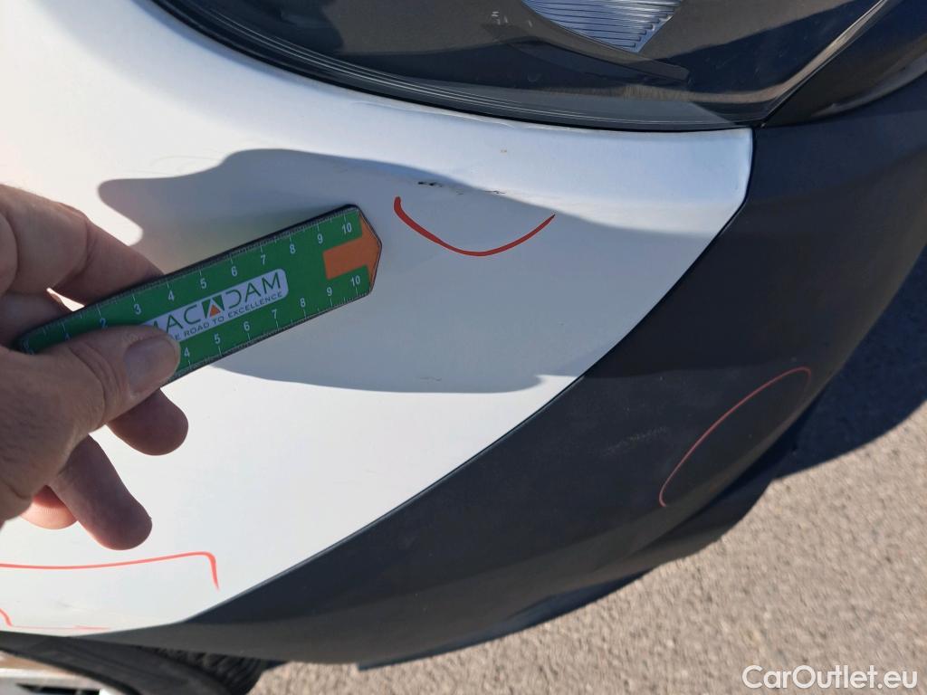  Fiat  Doblo FIAT Doblò Cargo/2015/4P/furgón derivado de turismo Cargo SX 1.3 Mjet 70 kW (95 CV) #14