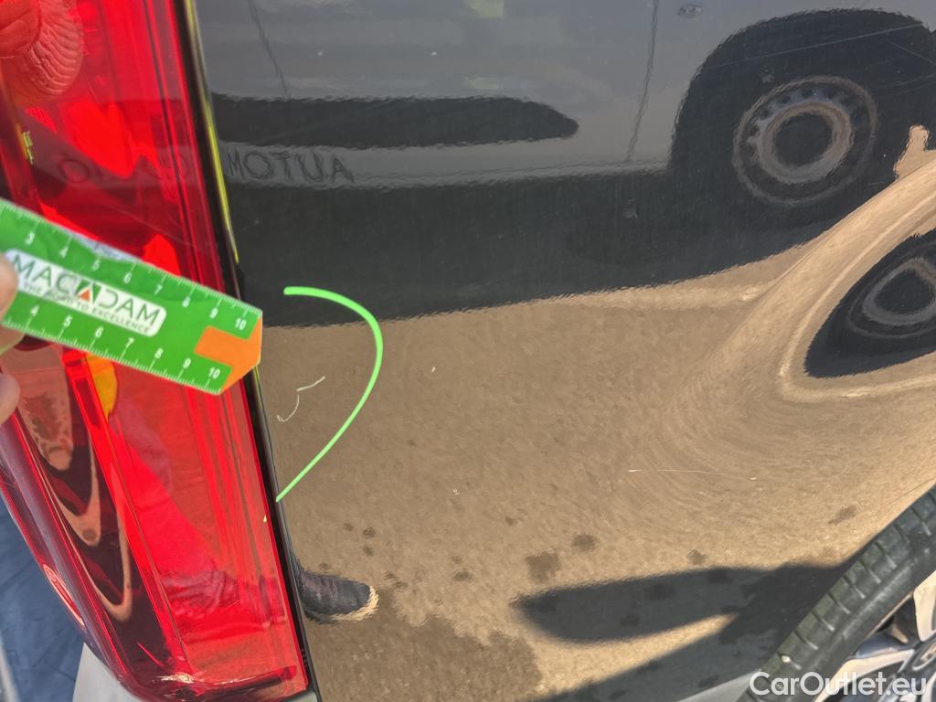  Citroen  Berlingo CITROEN  / 2018 / 5P / monovolumen Talla XL BlueHDi 130 S&S EAT8 SHINE #31