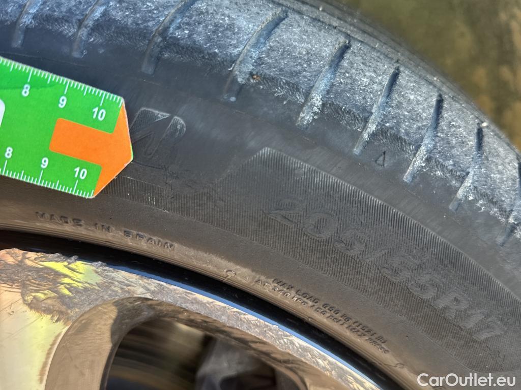  Citroen  Berlingo CITROEN  / 2018 / 5P / monovolumen Talla XL BlueHDi 130 S&S EAT8 SHINE #15