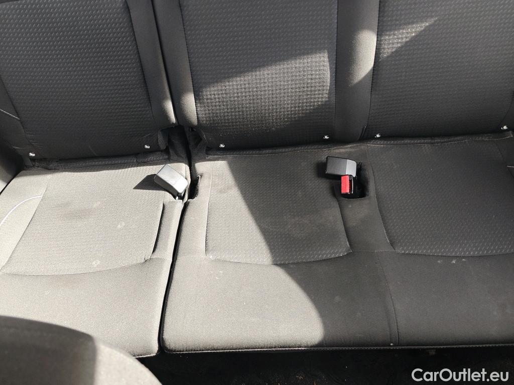  Dacia  Lodgy DACIA  / 2012 / 5P / monovolumen compacto Comfort Blue dCi 70kW (95CV) 7Pl - 18 #35