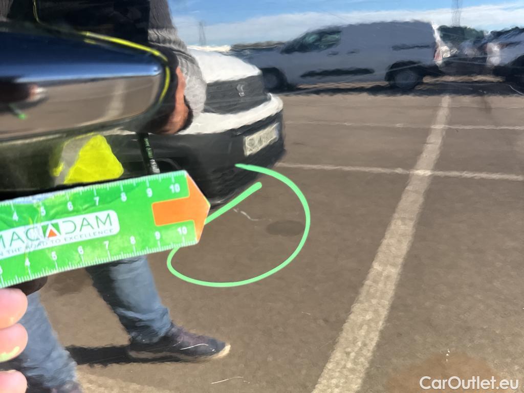  Citroen  Berlingo CITROEN  / 2018 / 5P / monovolumen Talla XL BlueHDi 130 S&S EAT8 SHINE #42