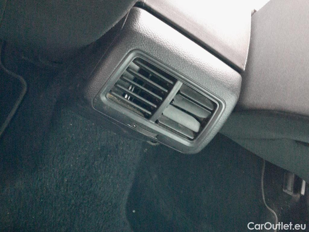  Volkswagen  Golf  VOLKSWAGEN / 2016 / 5P / berlina con portón GTE 1.4 TSI e-Power 150kW (204CV) DSG #5