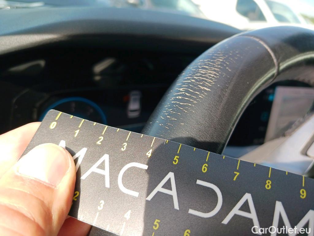  Volkswagen  Golf  VOLKSWAGEN / 2020 / 5P / familiar Life 2.0 TDI 85kW (115CV) DSG Variant #51