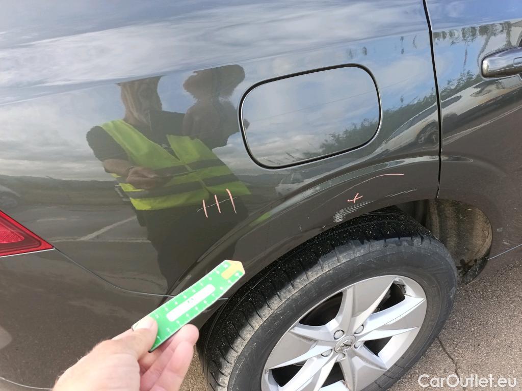  Volvo  XC60 VOLVO  / 2017 / 5P / todoterreno 2.0 B4 D Momentum Pro Auto #23