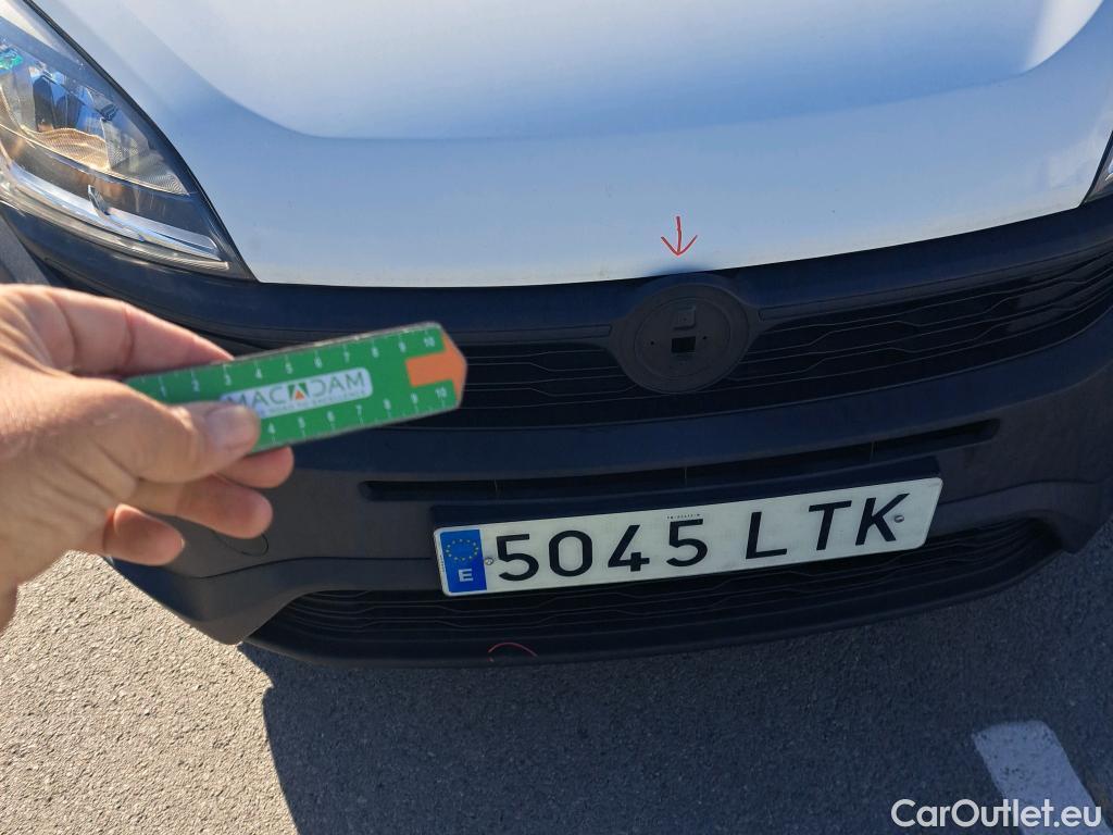  Fiat  Doblo FIAT Doblò Cargo/2015/4P/furgón derivado de turismo Cargo SX 1.3 Mjet 70 kW (95 CV) #23