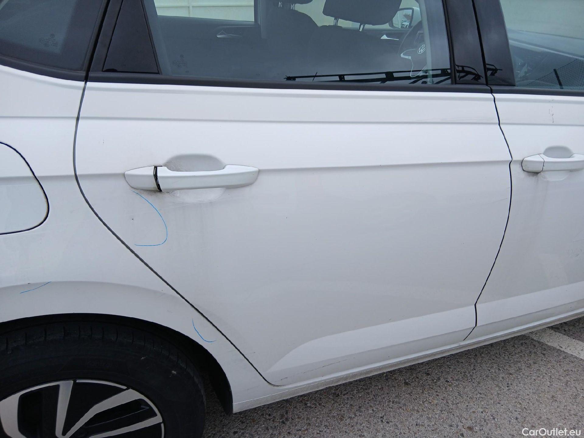  Volkswagen  Polo VOLKSWAGEN  / 2021 / 5P / berlina con portón Life 1.0 TSI 70kW (95CV) #19