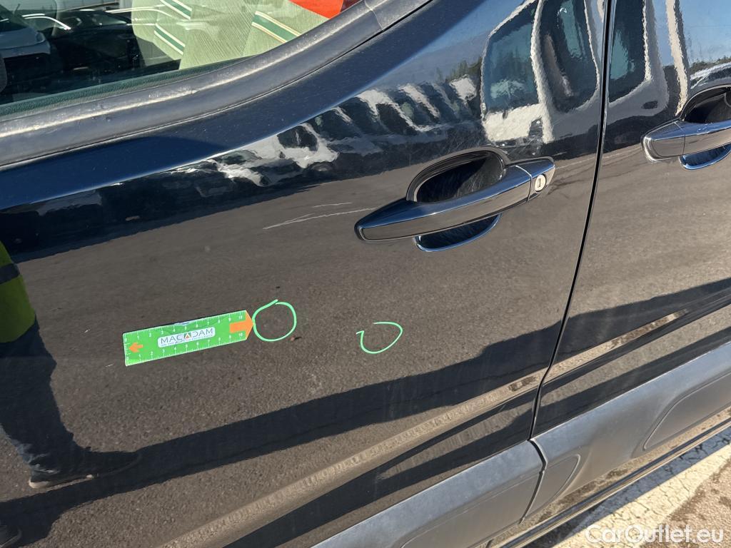  Citroen  Berlingo CITROEN  / 2018 / 5P / monovolumen Talla XL BlueHDi 130 S&S EAT8 SHINE #43