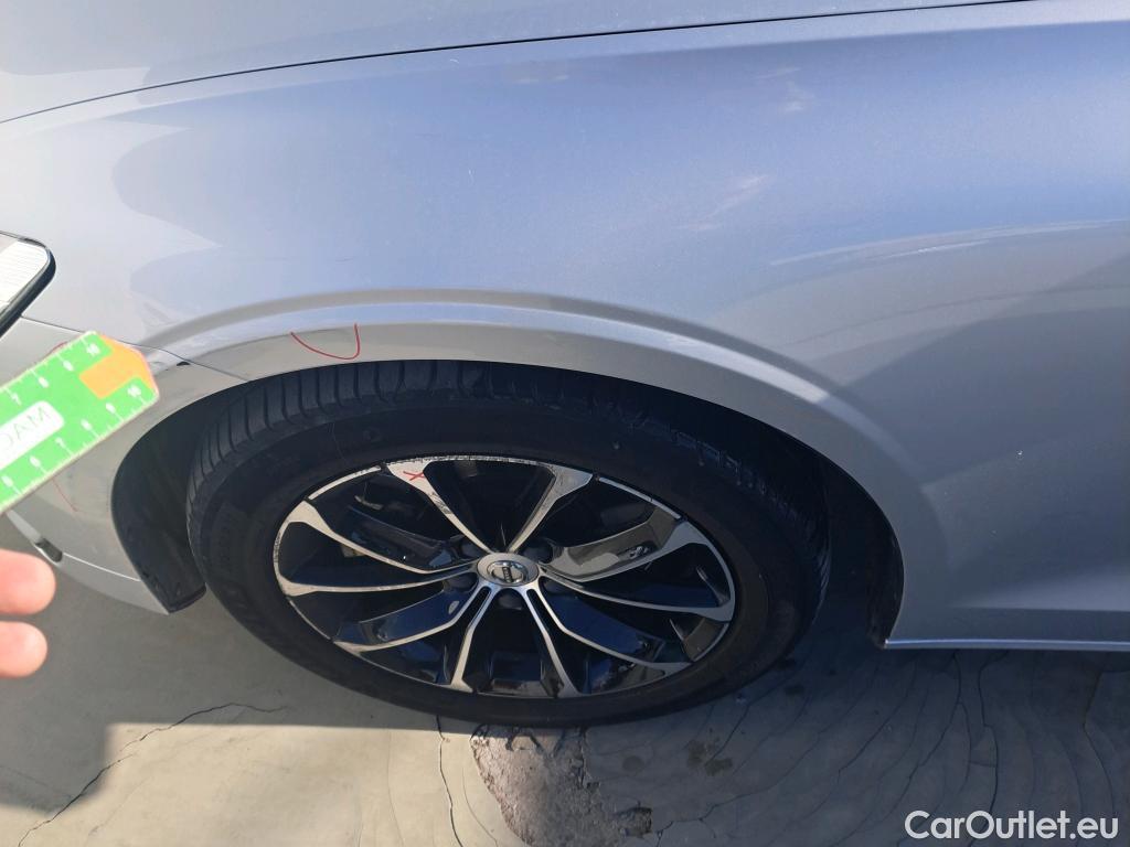  Volvo  V60 VOLVO  / 2018 / 5P / familiar 2.0 B3 (G) Momentum Pro Auto #49