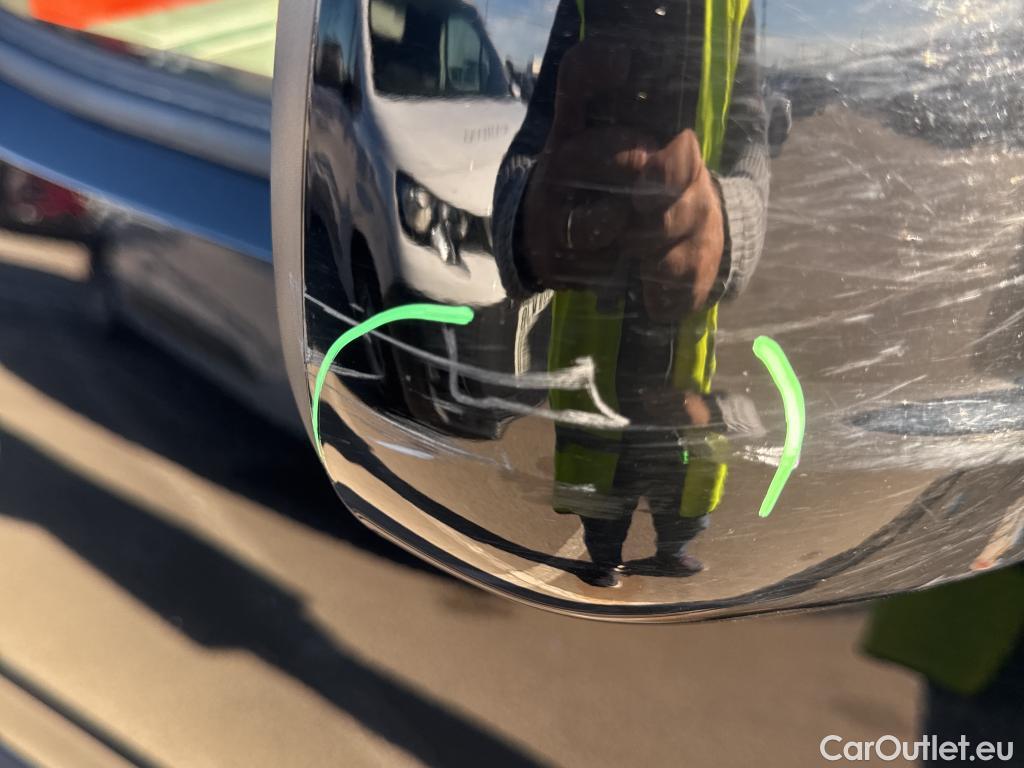  Citroen  Berlingo CITROEN  / 2018 / 5P / monovolumen Talla XL BlueHDi 130 S&S EAT8 SHINE #60