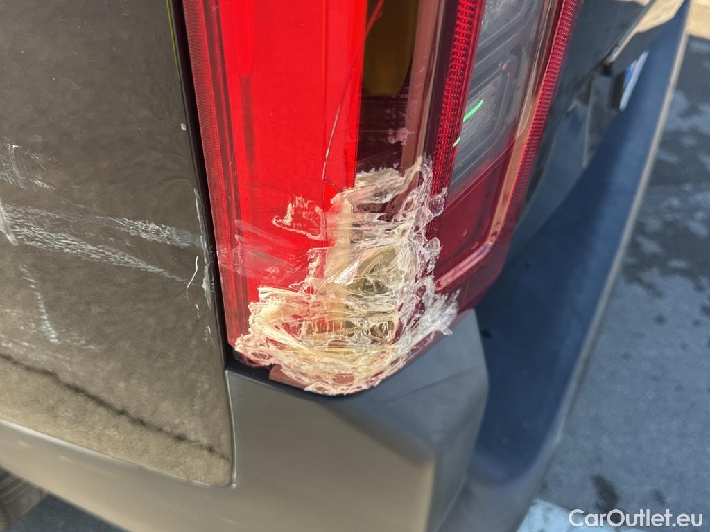  Citroen  Berlingo CITROEN  / 2018 / 5P / monovolumen Talla XL BlueHDi 130 S&S EAT8 SHINE #8