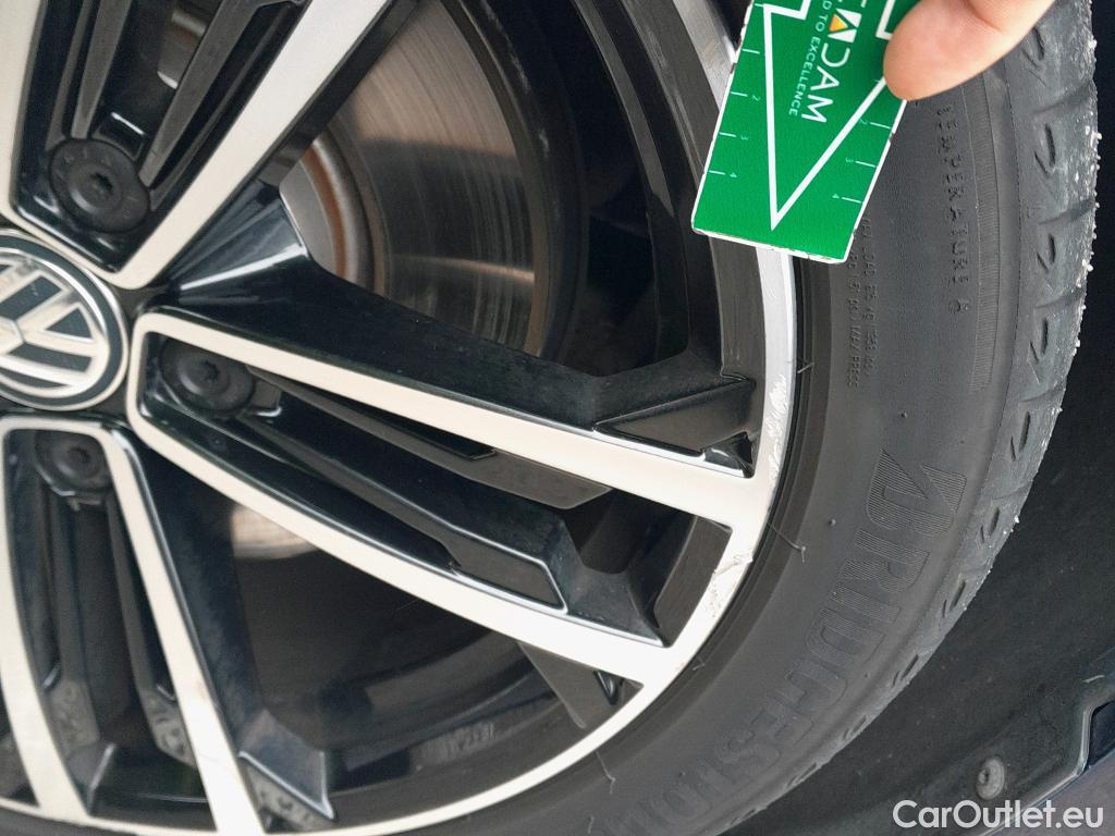  Volkswagen  Golf  VOLKSWAGEN / 2016 / 5P / berlina con portón GTE 1.4 TSI e-Power 150kW (204CV) DSG #7