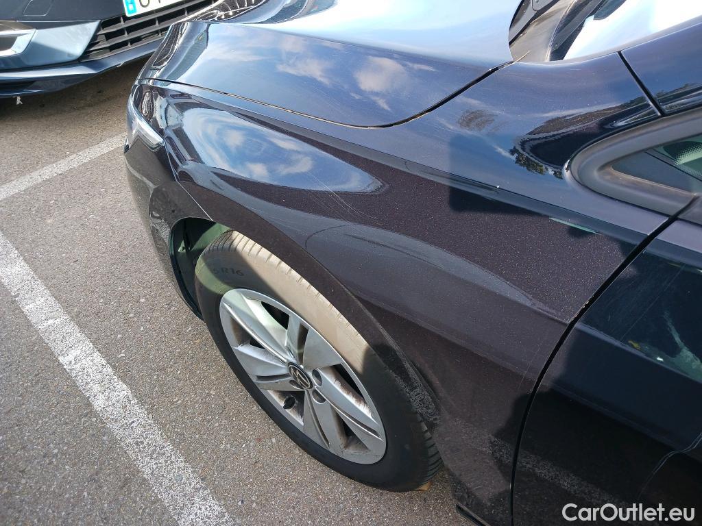  Volkswagen  Golf  VOLKSWAGEN / 2020 / 5P / familiar Life 2.0 TDI 85kW (115CV) DSG Variant #44