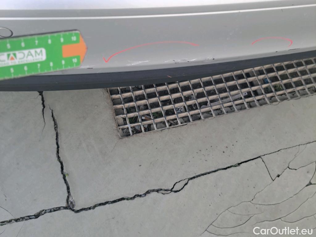  Volvo  V60 VOLVO  / 2018 / 5P / familiar 2.0 B3 (G) Momentum Pro Auto #31