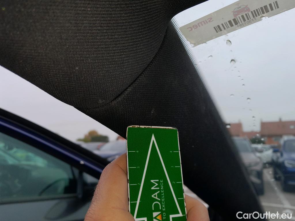  Volkswagen  Golf  VOLKSWAGEN / 2016 / 5P / berlina con portón GTE 1.4 TSI e-Power 150kW (204CV) DSG #16