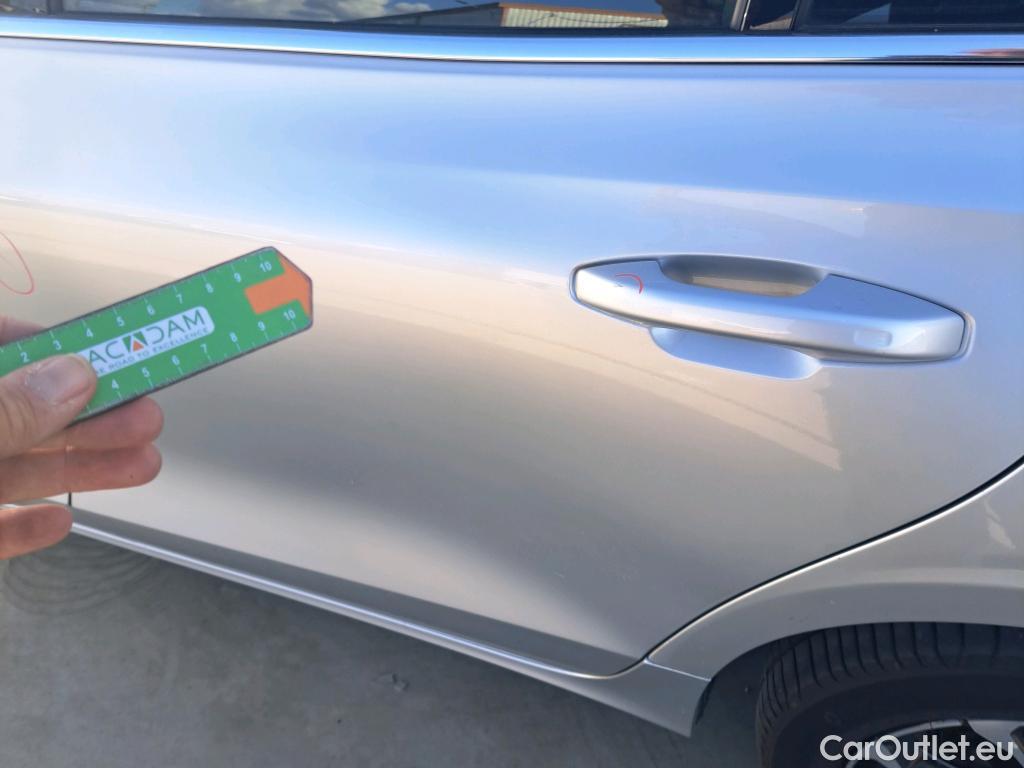  Volvo  V60 VOLVO  / 2018 / 5P / familiar 2.0 B3 (G) Momentum Pro Auto #45