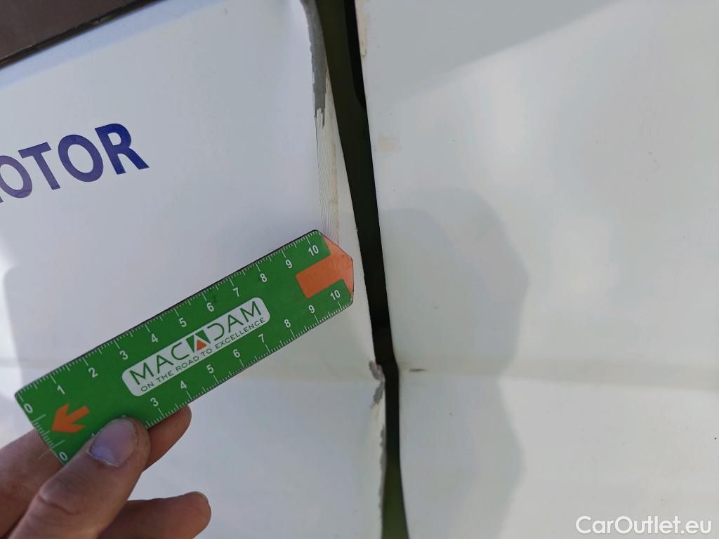  Iveco  Daily IVECO  / 2014 / 2P / chasis cabina 35S 14 3450 ###CAJA ABIERTA Y GRUA TRAS CABINA PALFINGER PK 2900### #7