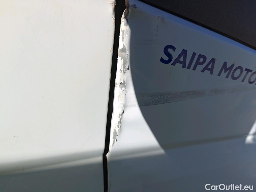  Iveco  Daily IVECO  / 2014 / 2P / chasis cabina 35S 14 3450 ###CAJA ABIERTA Y GRUA TRAS CABINA PALFINGER PK 2900### #23