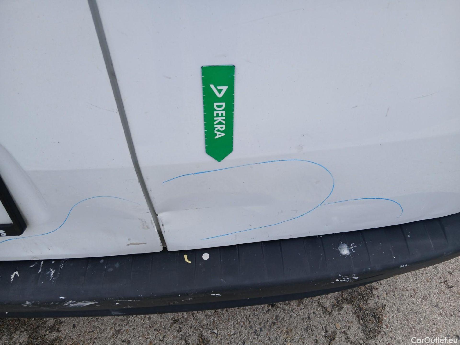  Renault  Kangoo  II Profesional 1.5 dCi 70CV MT5 E4 #27