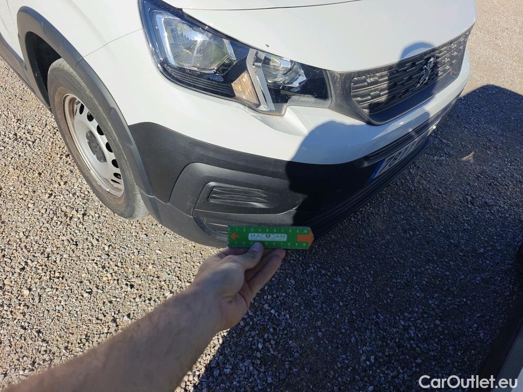  Peugeot  RIFTER PEUGEOT  / 2018 / 5P / combi Active Pack Business Std. BlueHDi 100 #24