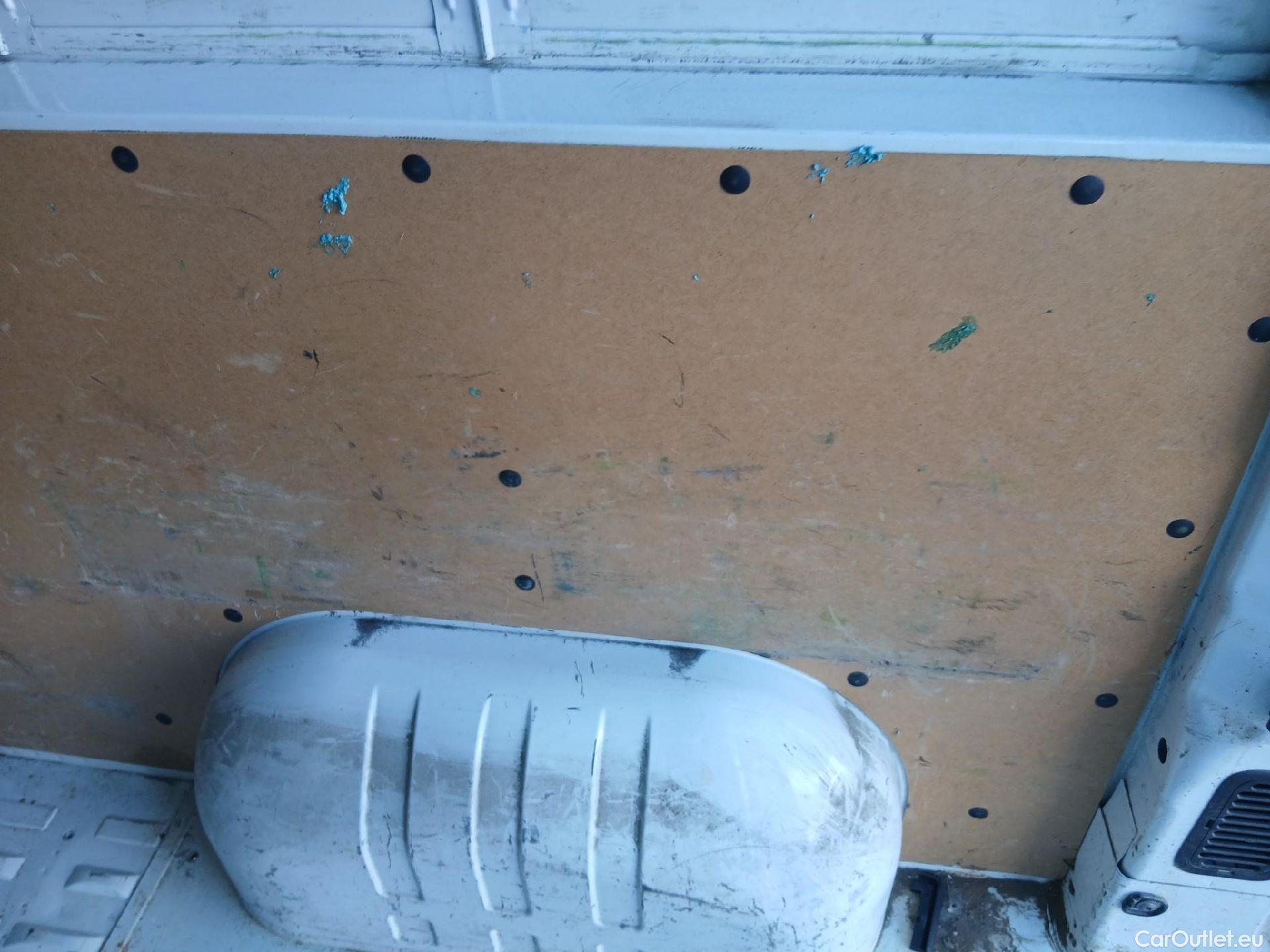  Opel  Movano OPEL  / 2010 / 4P / furgón 2.3 CDTI 96kW (130CV) L2 H2 F 3.5t #13