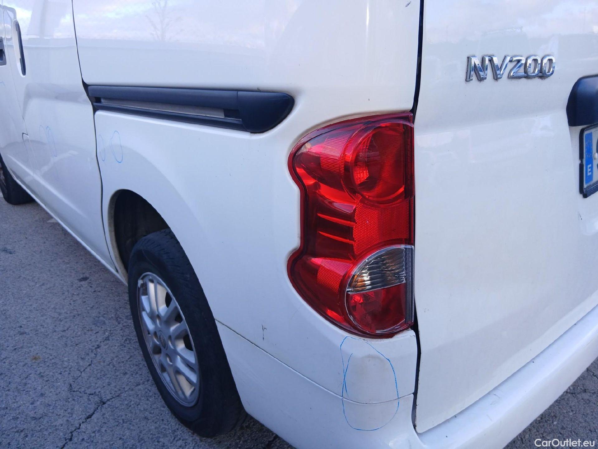  Nissan  NV200 NISSAN  / 2009 / 5P / combi Combi 5 1.5dCi 66kW (90CV) AC COMFORT #16