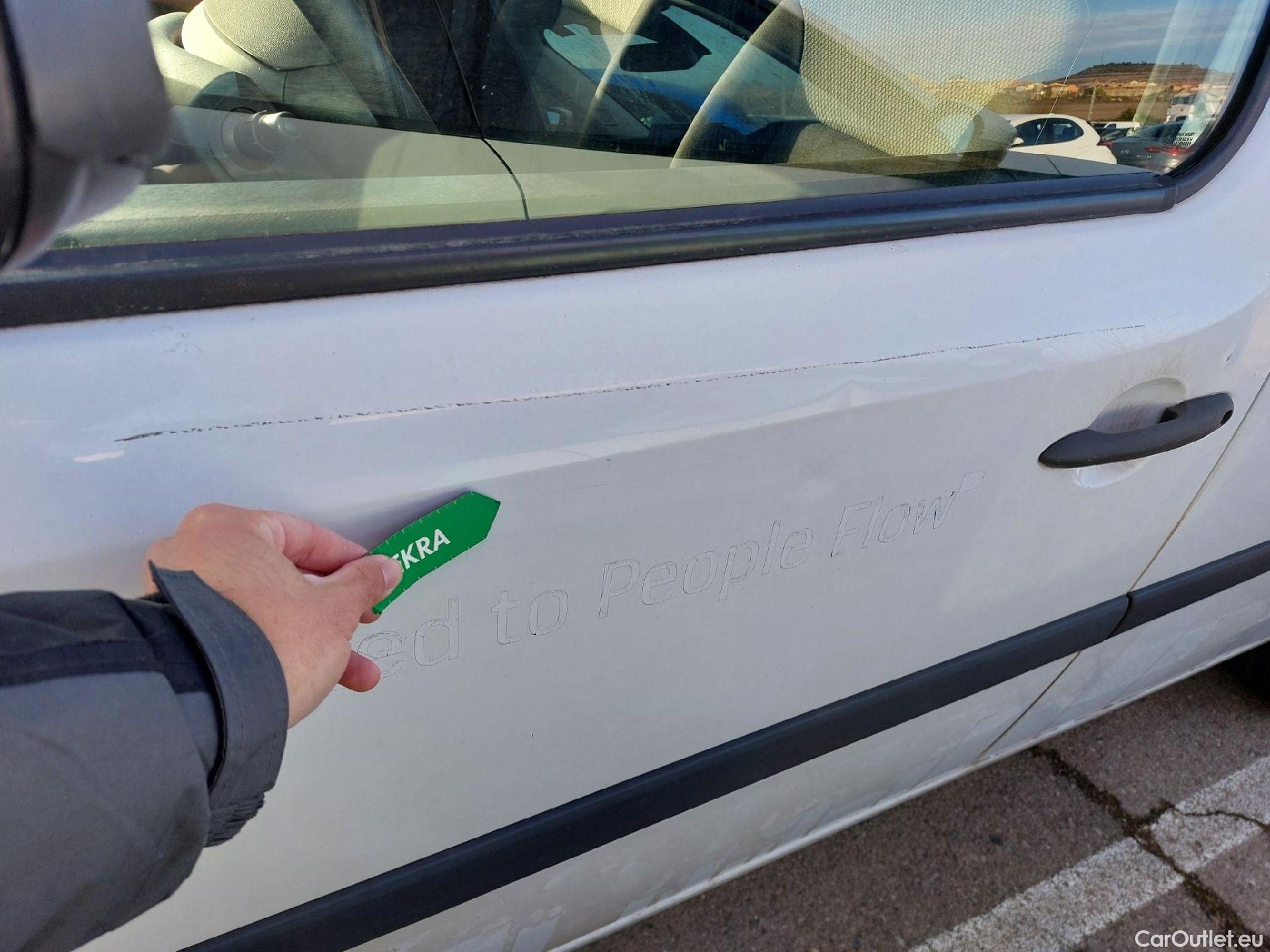  Renault  Kangoo RENAULT  Furgón/2013/3P/furgón derivado de turismo Profesional Blue dCi 70kW (95CV) #3