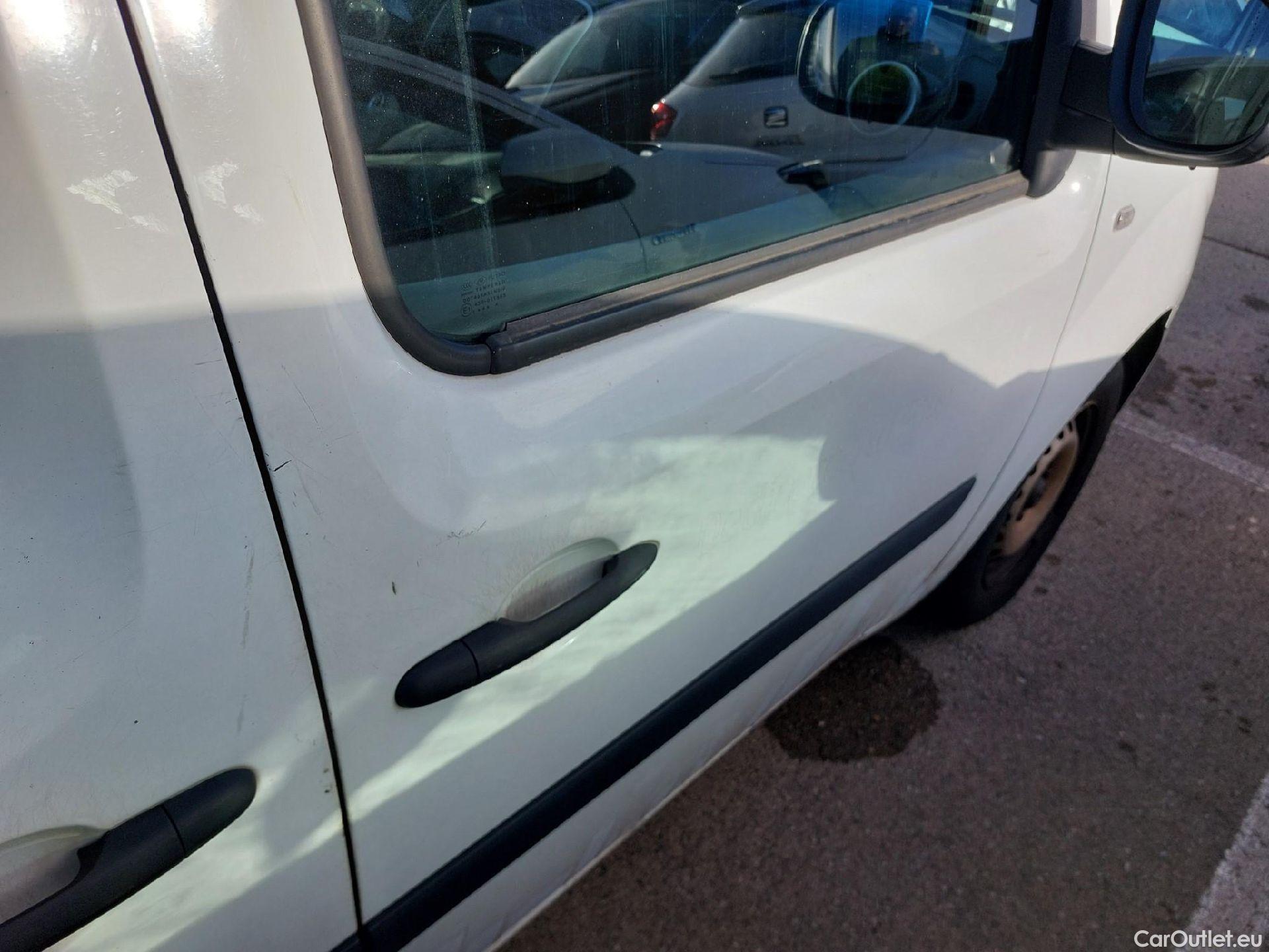  Renault  Kangoo RENAULT  Furgón/2013/3P/furgón derivado de turismo Profesional Blue dCi 70kW (95CV) #20