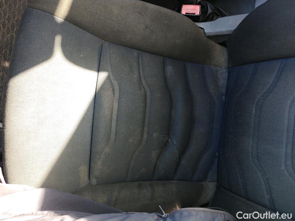  Iveco  Daily IVECO  / 2014 / 2P / chasis cabina 35S 14 3450 ###CAJA ABIERTA Y GRUA TRAS CABINA PALFINGER PK 2900### #35